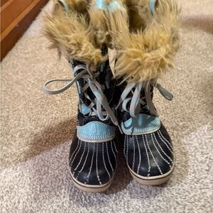 Sorel Beige Warm Lined Footwear